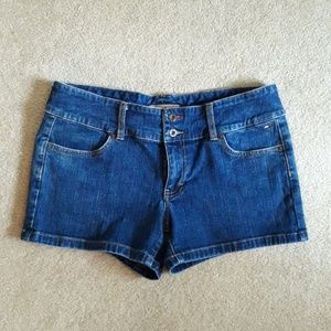 Super cute Tommy shorts great shape